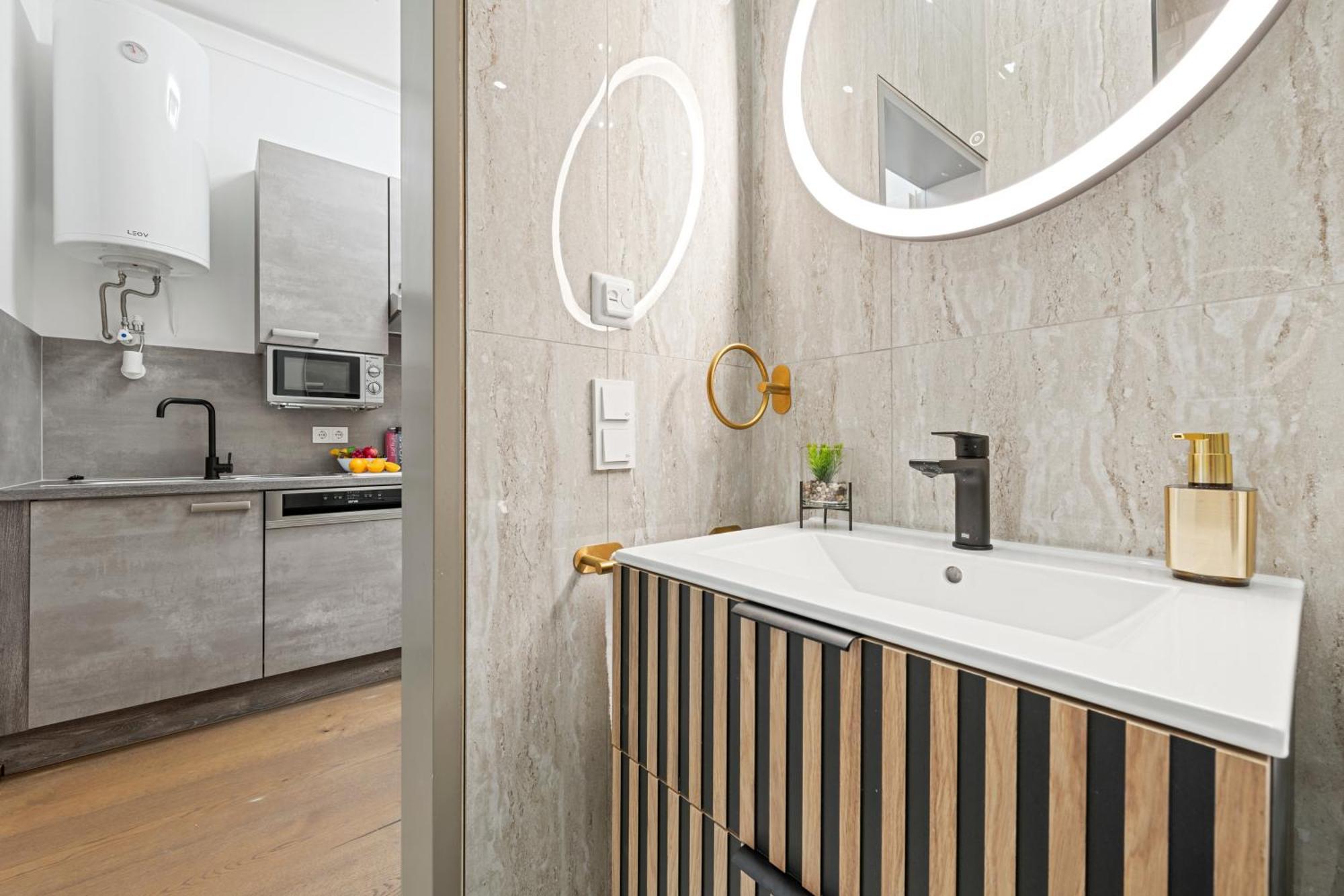 Stylish Studio, Smart Tv, 2 Beds Wien